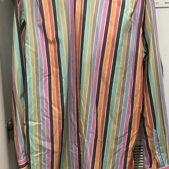 Lacoste dress/casual shirt size 40 (Medium) - Picture 3 of 7